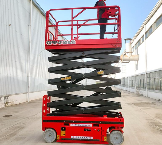 巴中自行走移动式升降机